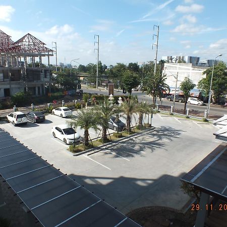 Hotel Sukkhamas Pirom Nakhonratchasima Exteriér fotografie