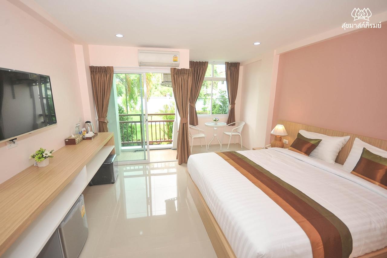 Hotel Sukkhamas Pirom Nakhonratchasima Exteriér fotografie